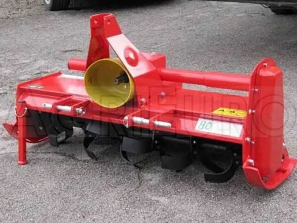 Fraise à tracteur avec déport mécanique Agrieuro HO 145